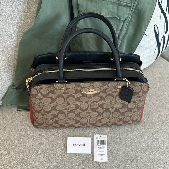 Coach Lillie COLORBLOCK Tote - Picture 3 of 16